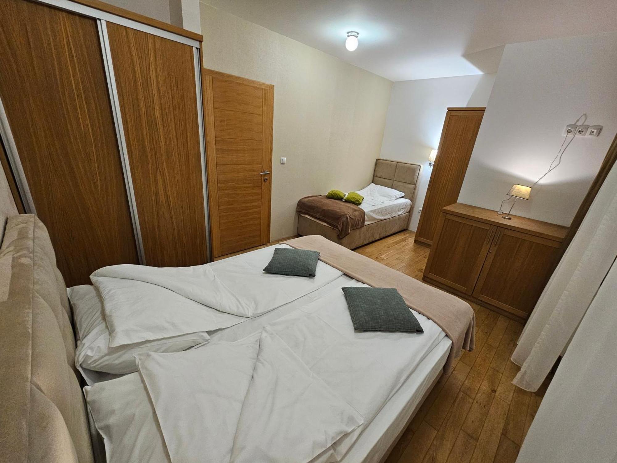 Apartments Rapid ยาโฮรินา ภายนอก รูปภาพ