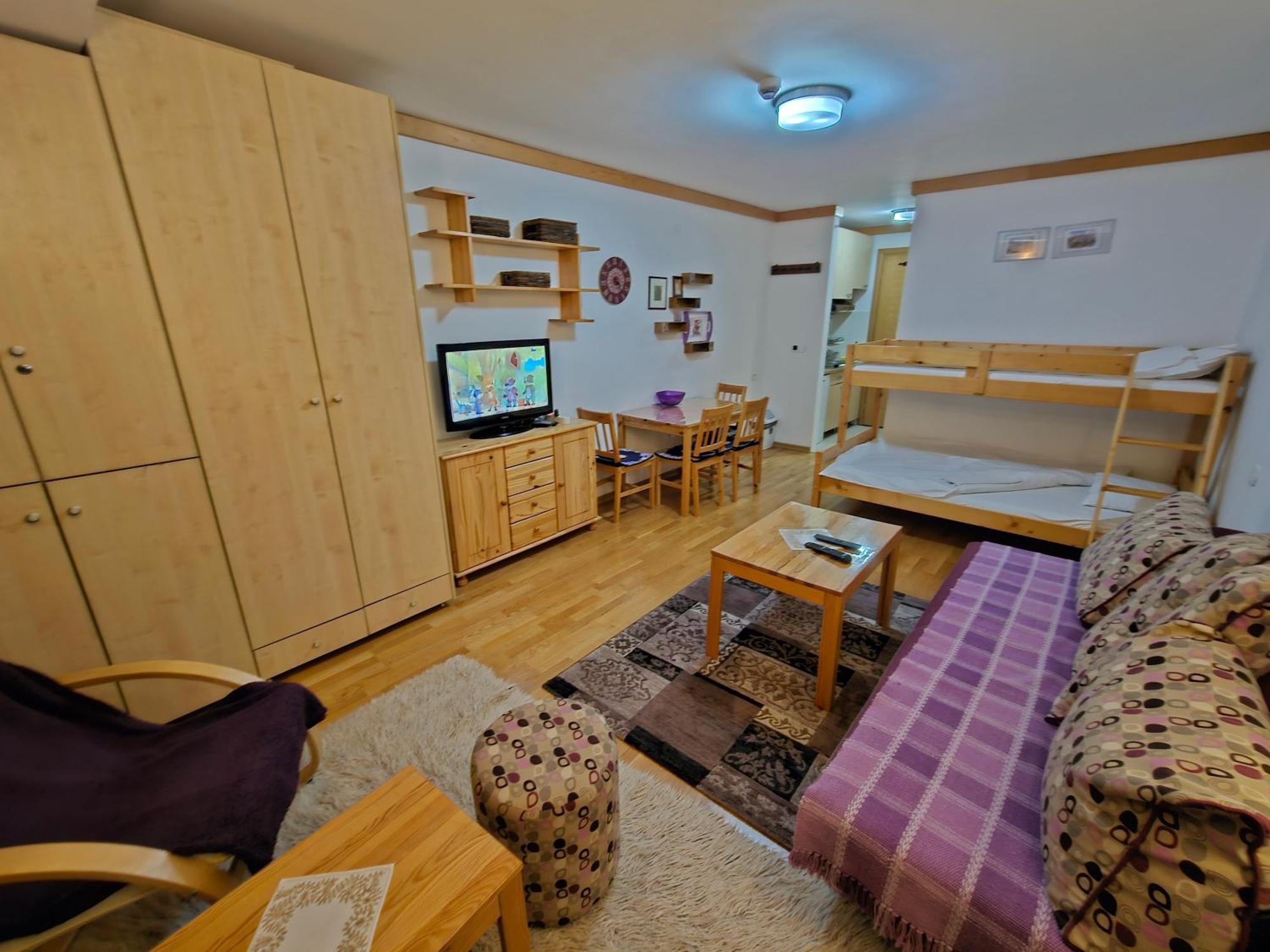 Apartments Rapid ยาโฮรินา ภายนอก รูปภาพ